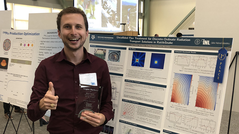Texas A&amp;M University graduate student Logan Harbour wins "Best Poster" award at Idaho National Laboratory conference in August 2018. 