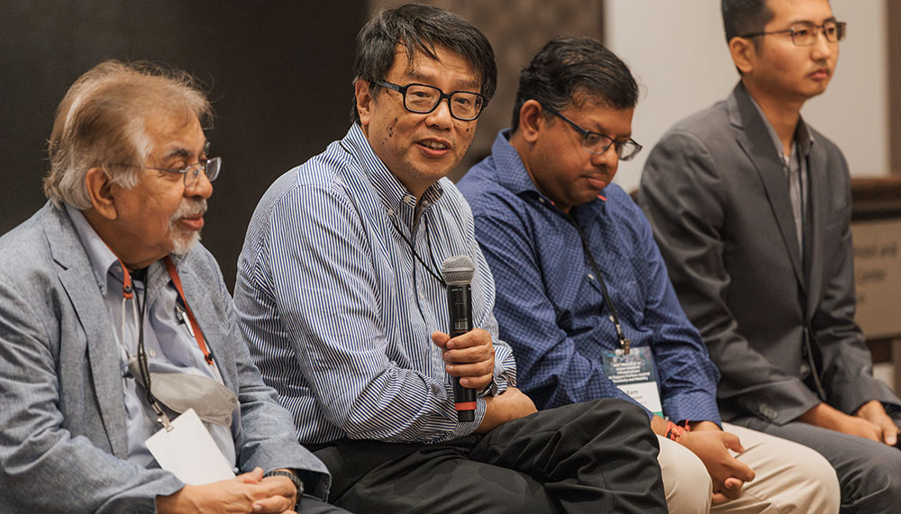 Pitu Mirchandani, Lang Tong, Ram Rajagopal and Zhaomiao Guo participate in panel presentation.
