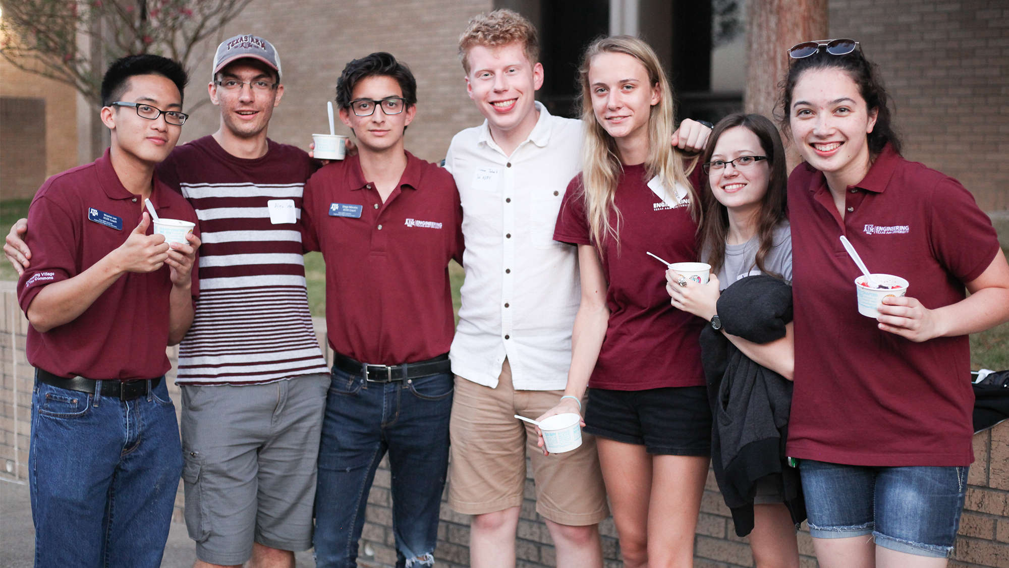 Students pose for a picture at the Engineering Honor Community of Scholars Ice Cream Social