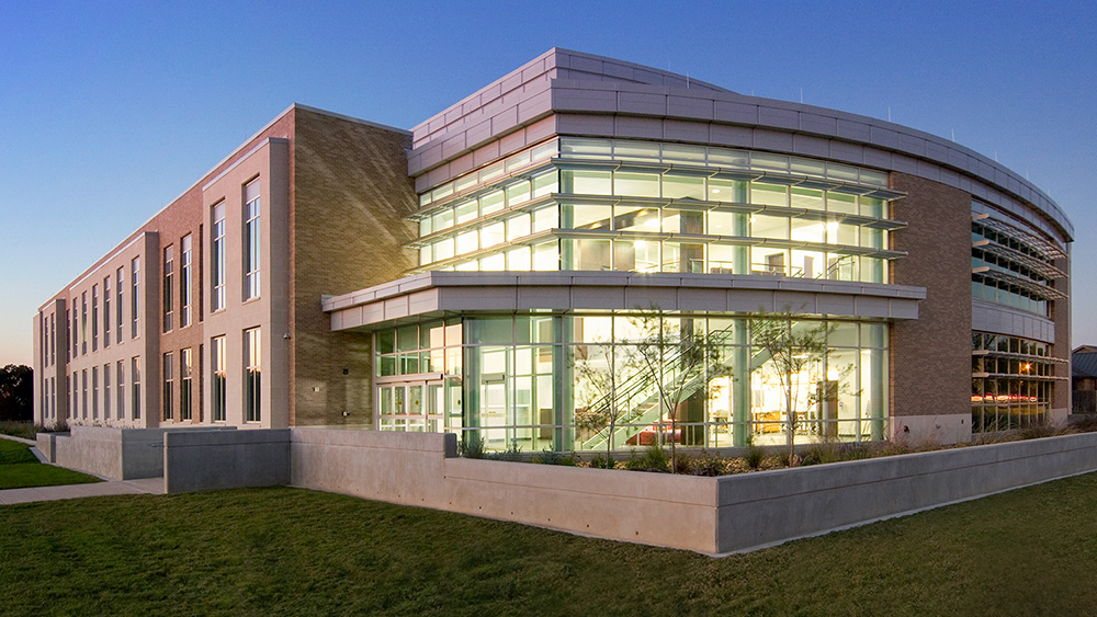 Exterior image of Texas Institute for Preclinical Studies building.