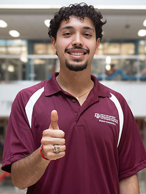Alfredo Rivas