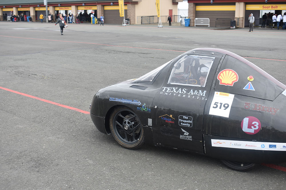 Mechanical engineering senior design group competed in the Shell Eco-marathon competition. 