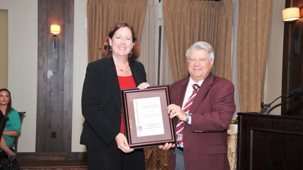 Janeen Judah '81 receives recognition from the Texas A&amp;M Petroleum Engineering department