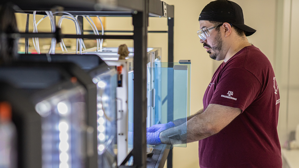 Technicians in the SuSu and Mark A. Fischer ’72 Engineering Design Center are producing face shields and diffusers for metered dose inhalers.