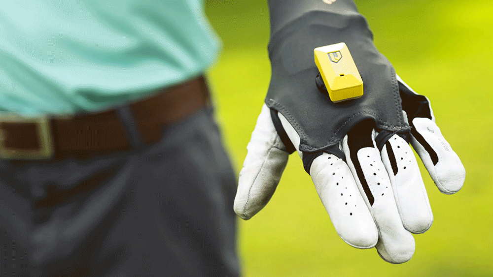 Golfers can simply slide on the sleeve, pop in the sensors and start taking swings.