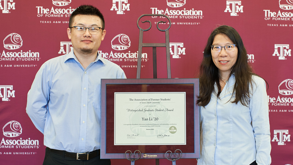 Dr. Yao Li and his faculty advisor Dr. Huilin Gao