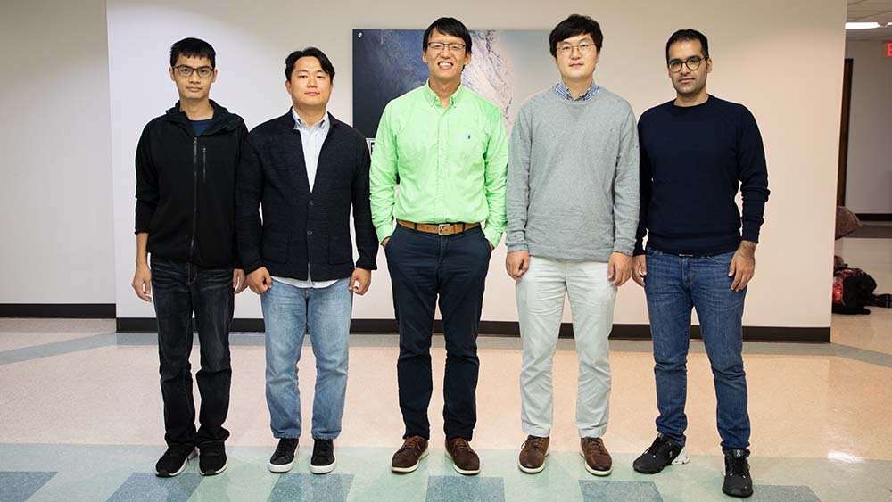 Dr. HeonYong Kang and his research group
