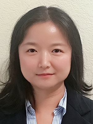 Headshot of Dr. Yanling Chang.